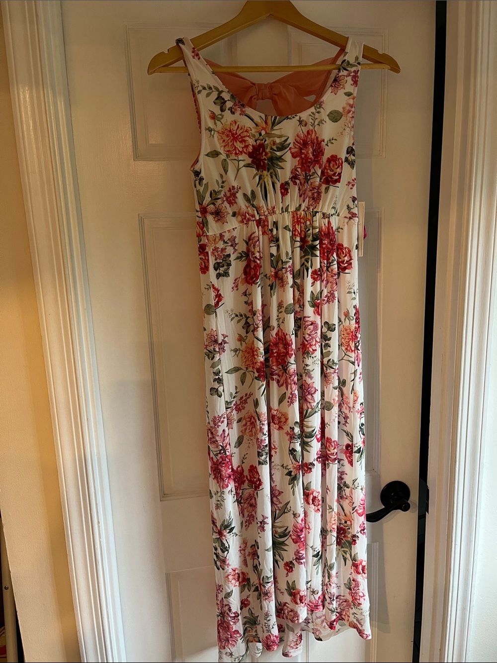 Brand new maternity Siren Lily White Maxi Dress with Pink Floral Print